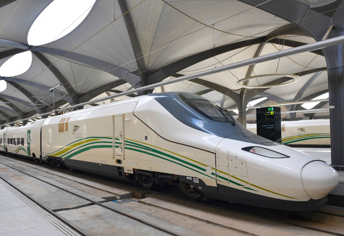 LIGsLQCc-Haramain-High-Speed-Railway-3